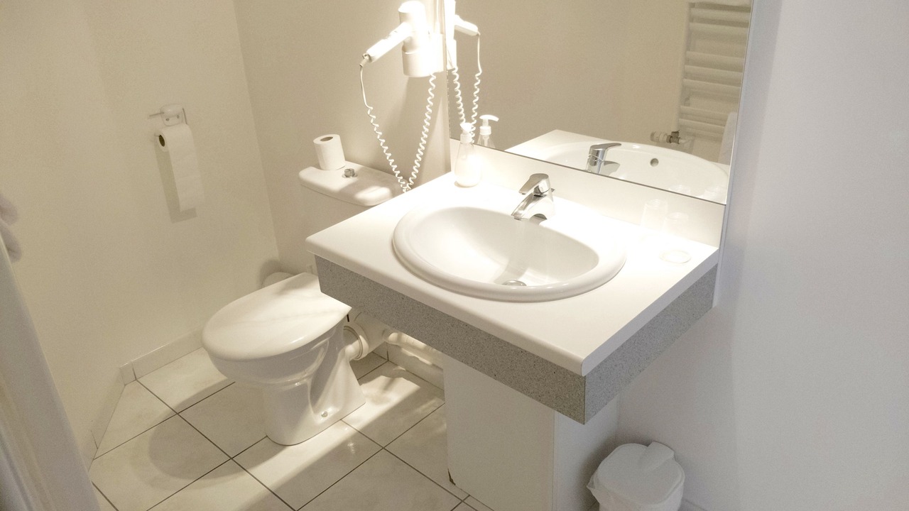 Photo of Bathroom in Saint-Philbert-de-Grand-Lieu