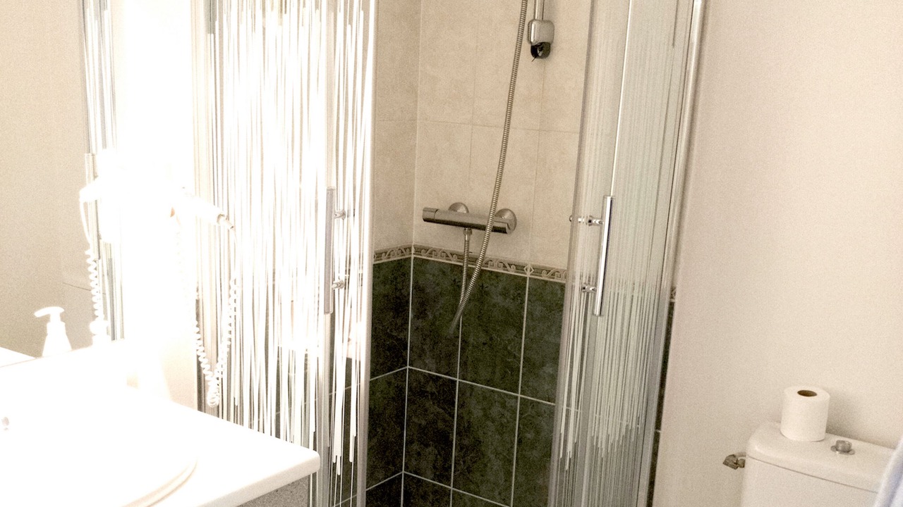 Photo of Bathroom in Saint-Philbert-de-Grand-Lieu