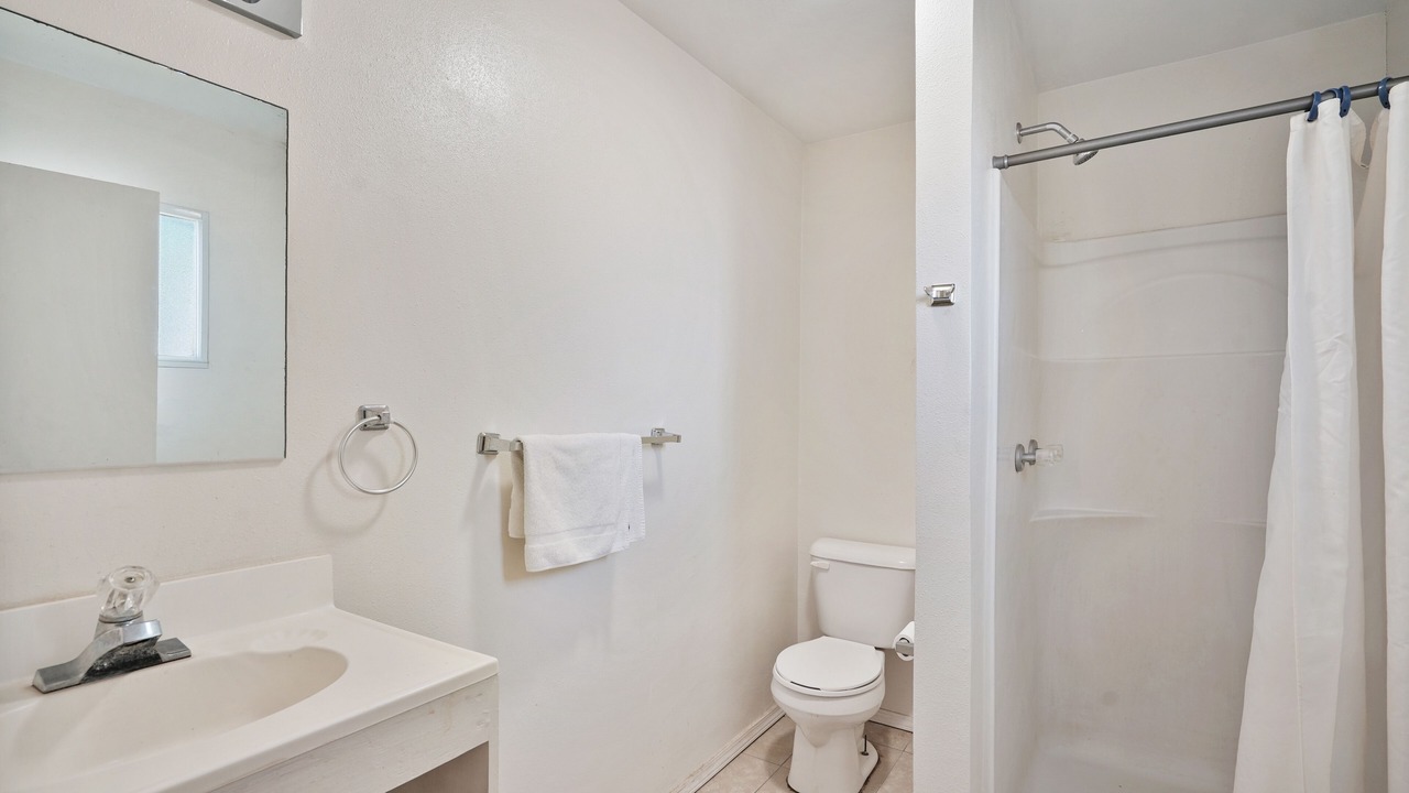 Photo of Bathroom in Alpine