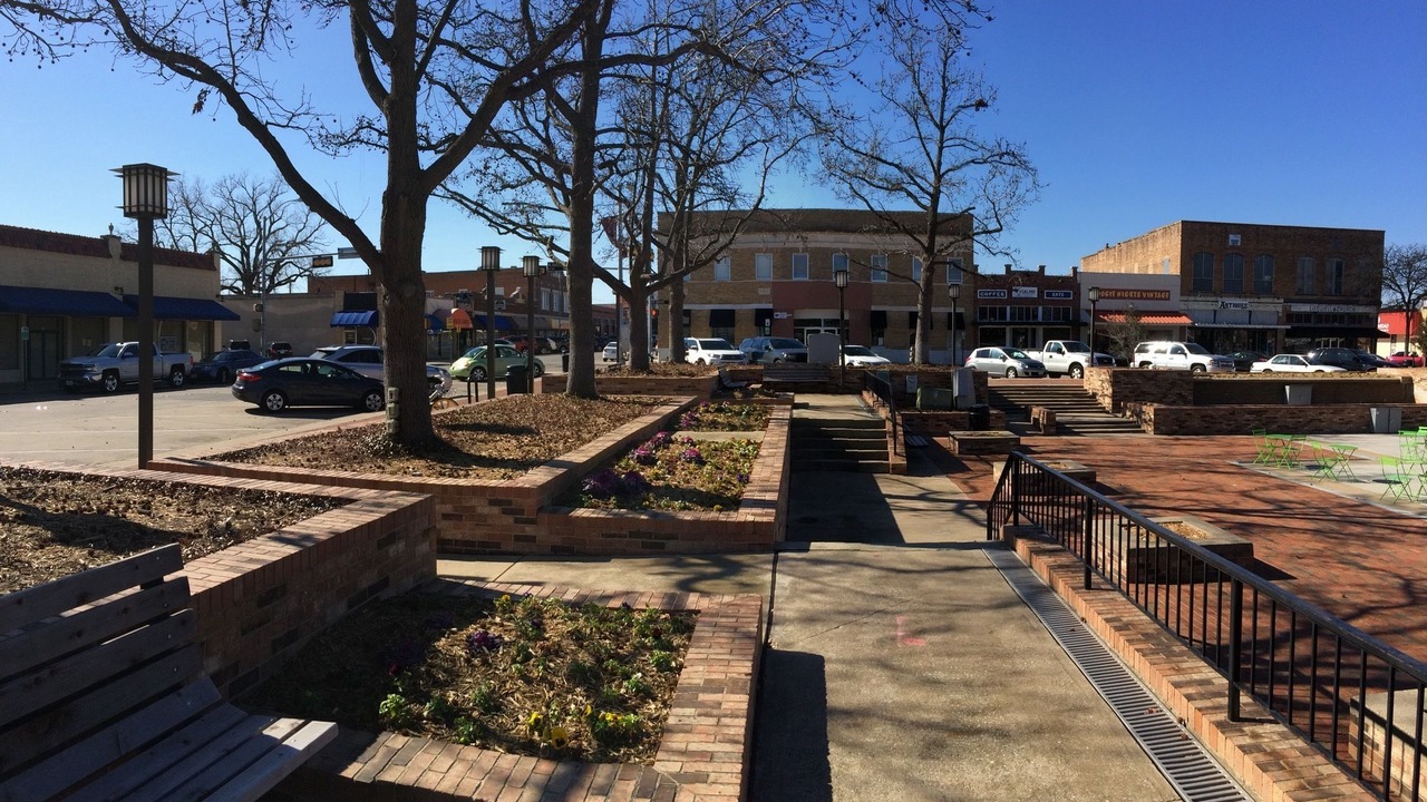 Photo of Outdoor in Garland