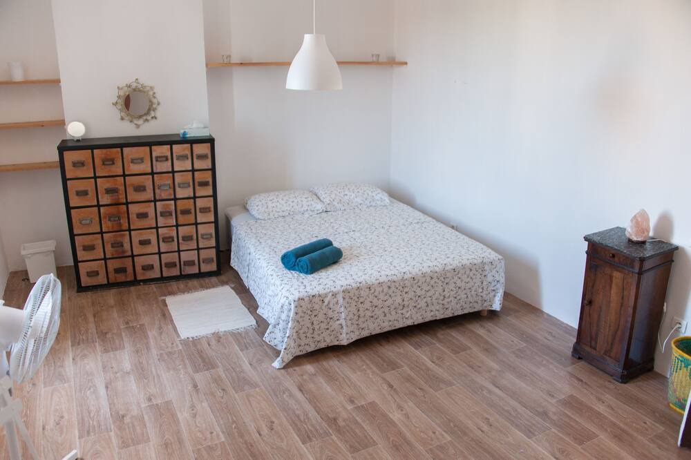 Photo of Bedroom in Cuxac-dʼAude