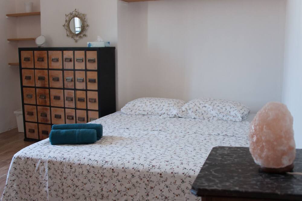 Photo of Bedroom in Cuxac-dʼAude