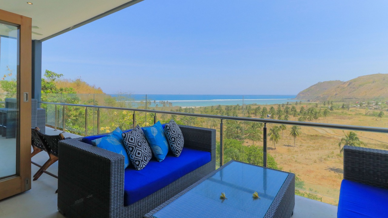 Photo of Patio Balcony in Selong Belanak