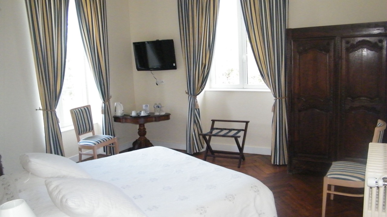 Photo of Bedroom in Saint-Martin-des-Entrees