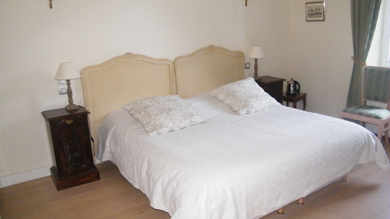 Photo of Bedroom in Saint-Martin-des-Entrees