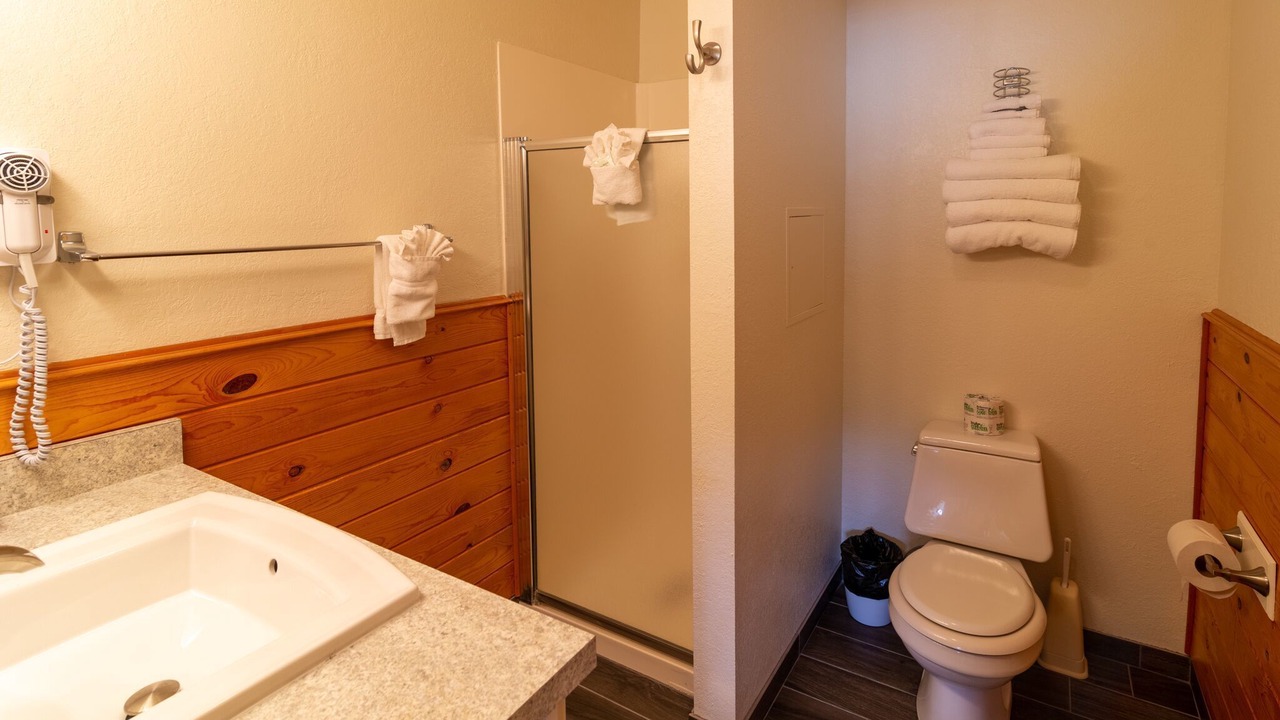 Photo of Bathroom in Red River