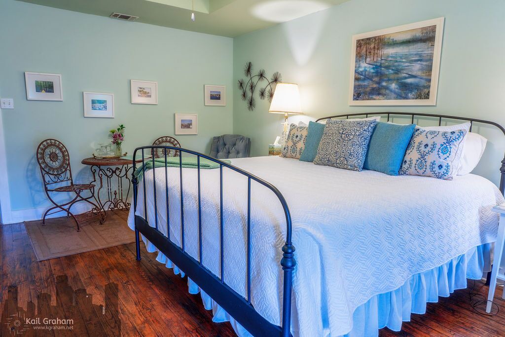 Photo of Bedroom in Canyon Lake