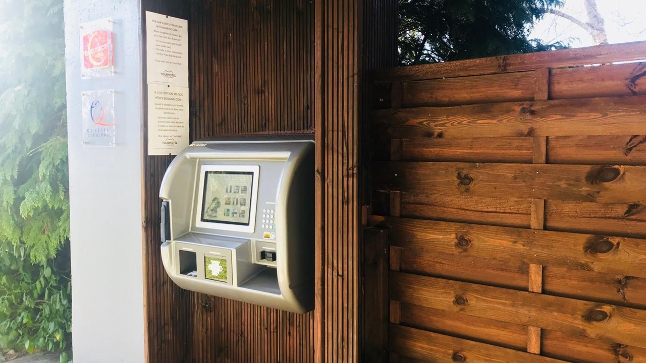 Photo of Others in Bethune