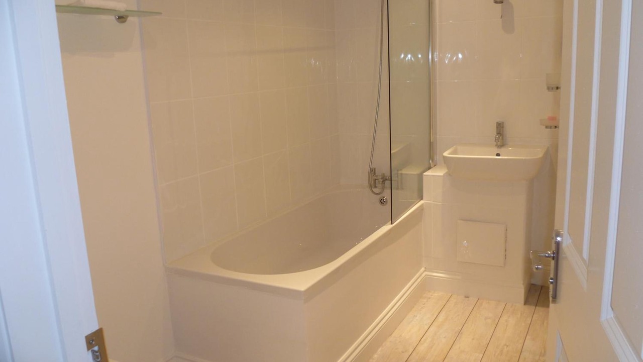 Photo of Others in Danehill