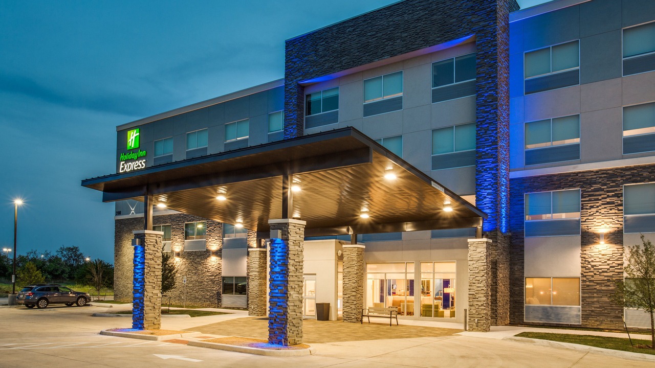 Photo of Outdoor in Denton