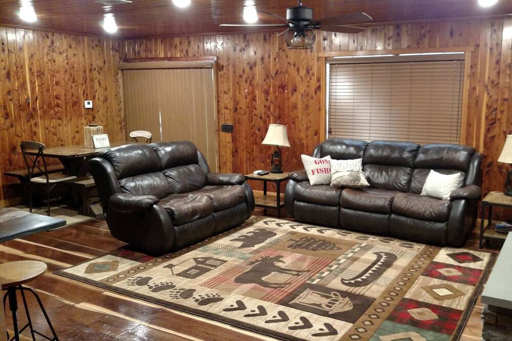 Photo of Livingroom in Pencil Bluff
