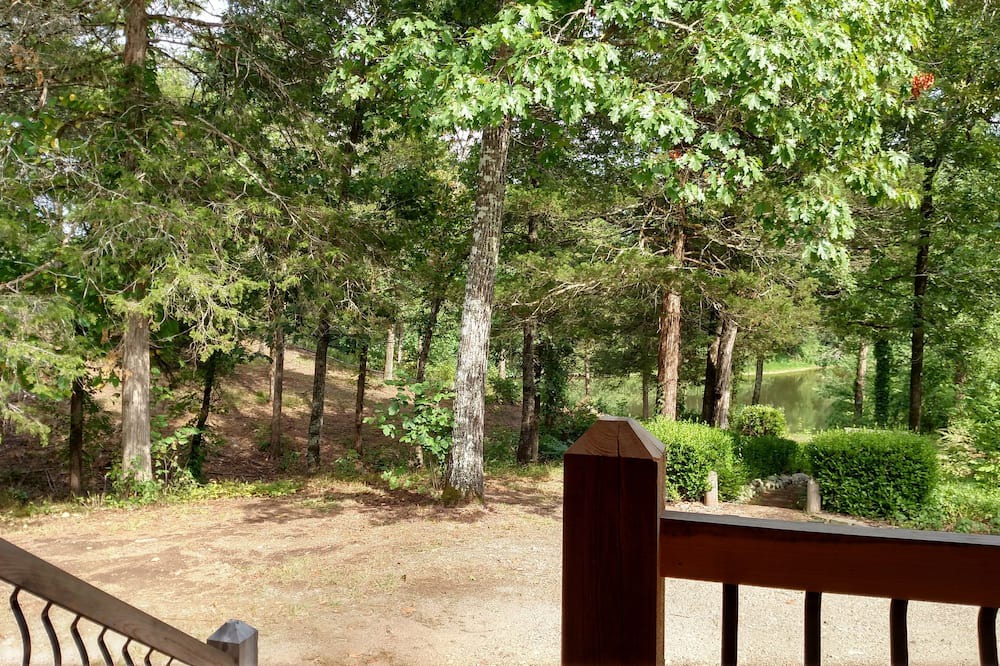 Photo of Patio Balcony in Pencil Bluff