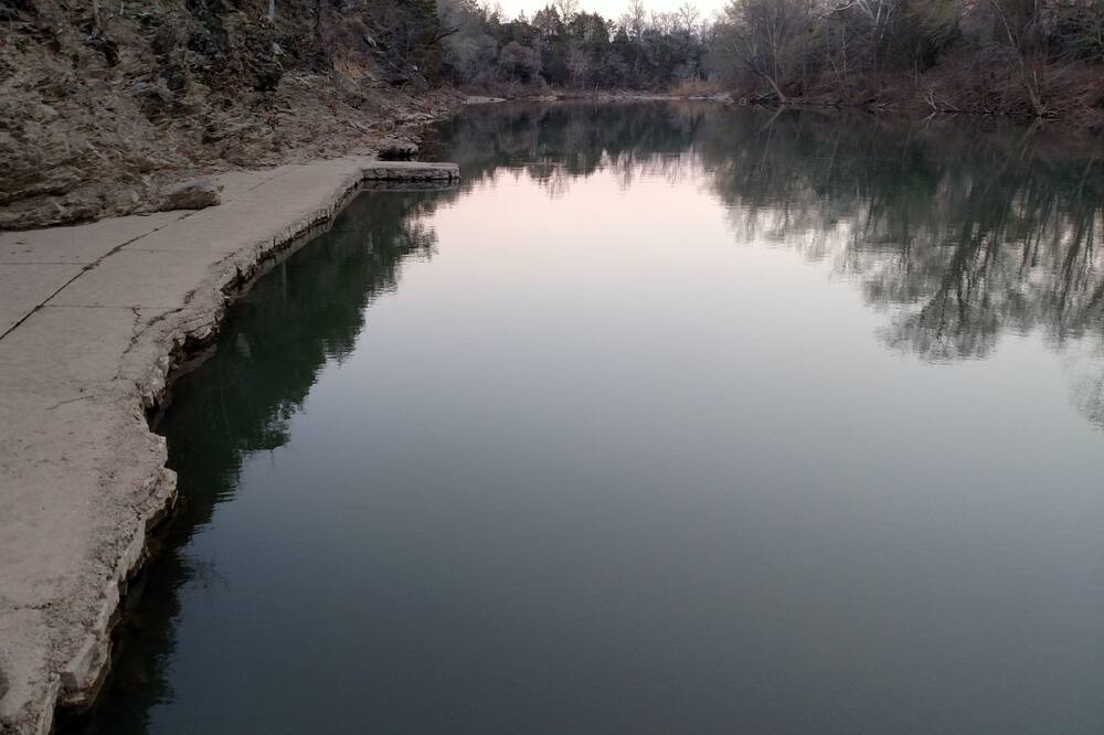 Photo of Others in Pencil Bluff