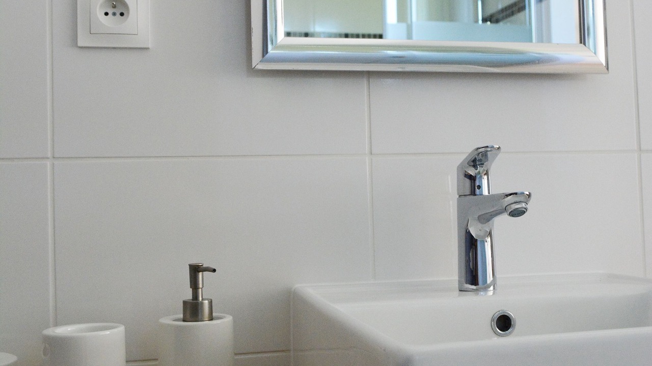 Photo of Bathroom in Gilly-les-Citeaux