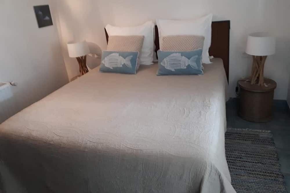 Photo of Bedroom in Crugey