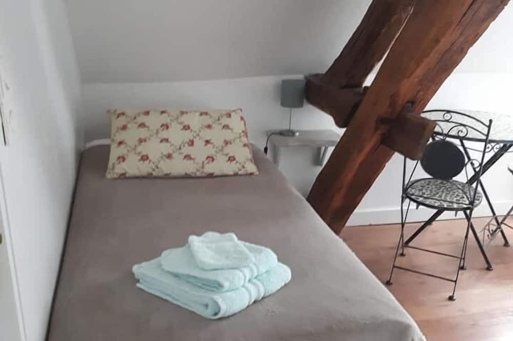 Photo of Bedroom in Crugey