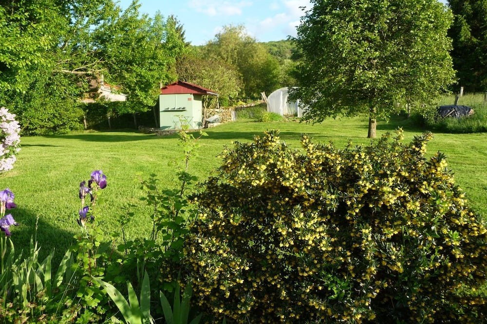 Photo of Outdoor in Crugey