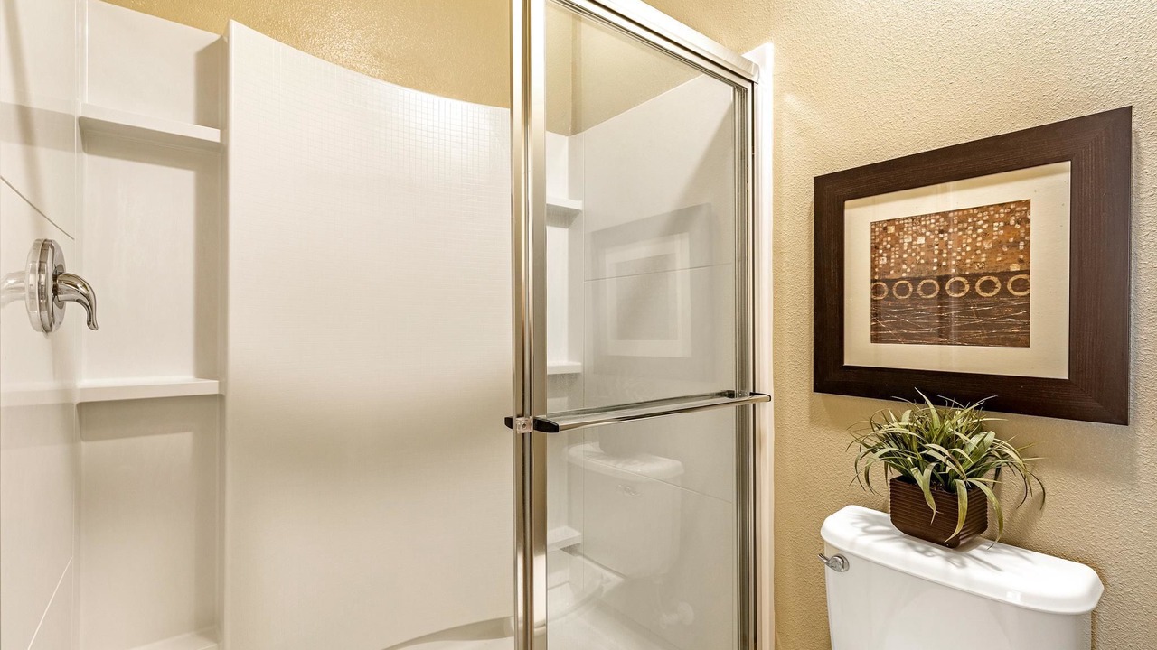 Photo of Bathroom in Cypress Pointe