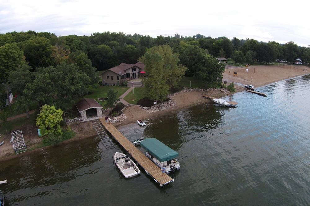 Photo of Outdoor in Annandale