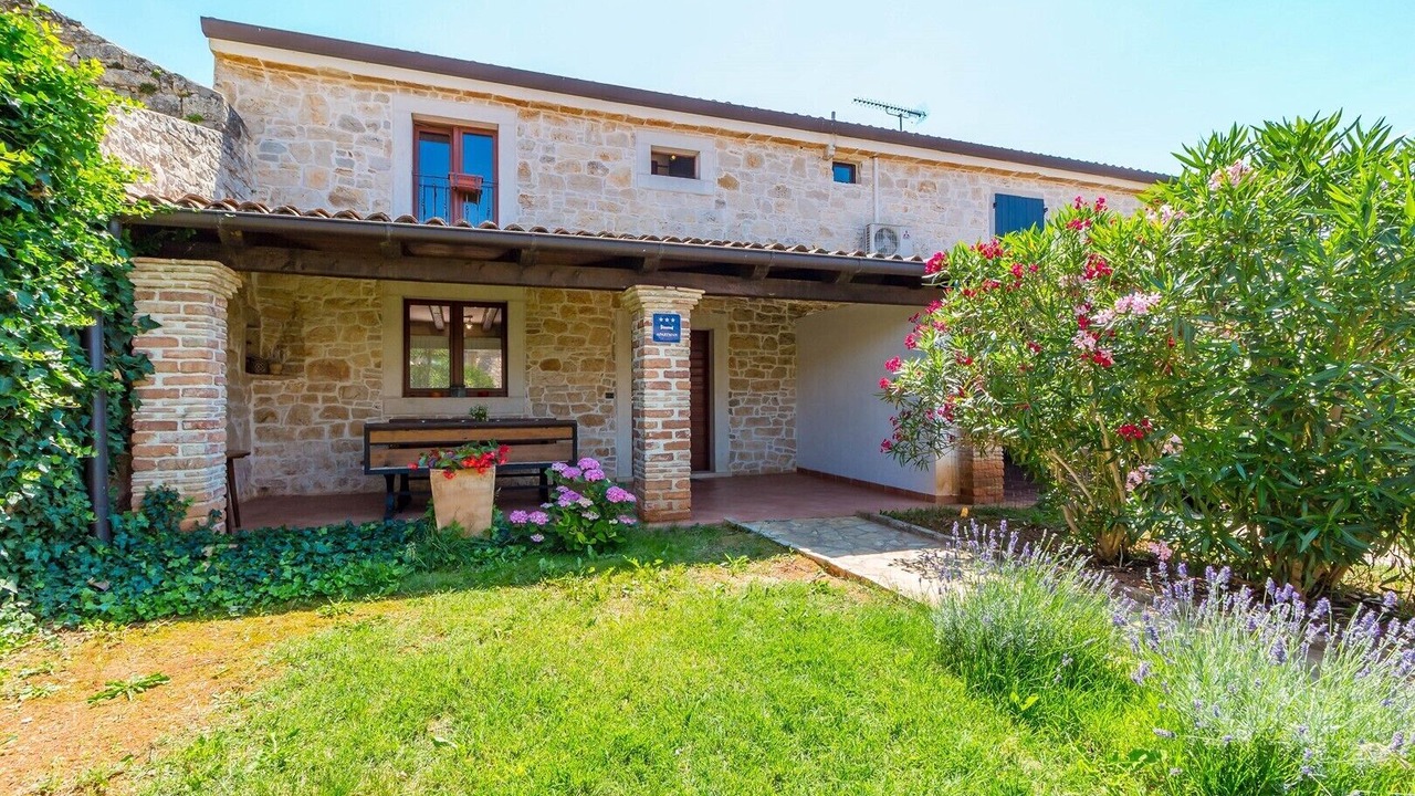 Photo of Outdoor in Gedici