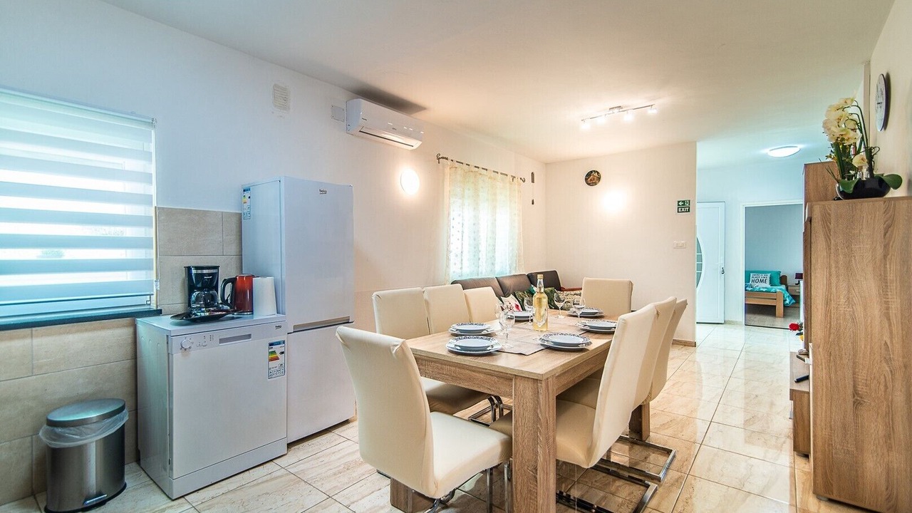 Photo of Kitchen in Tinjan