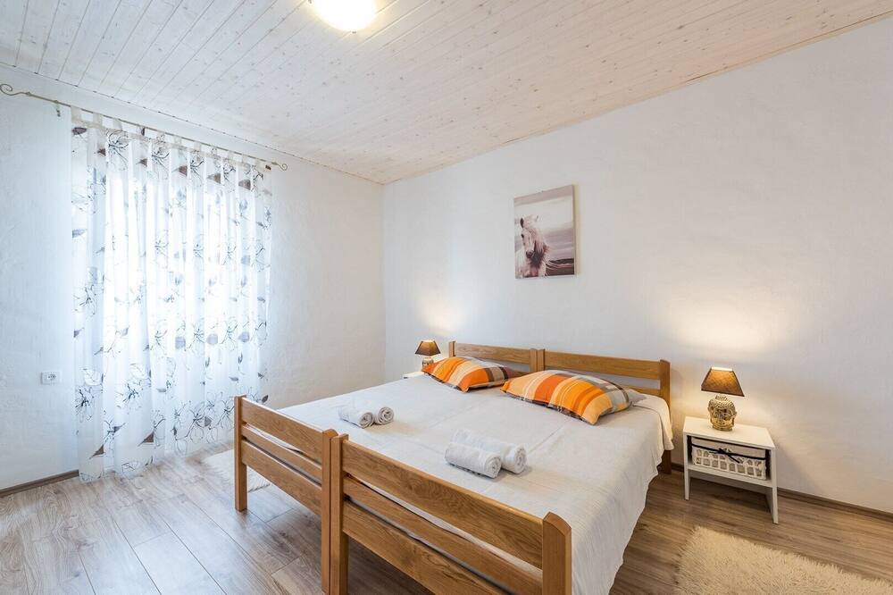 Photo of Bedroom in Kringa