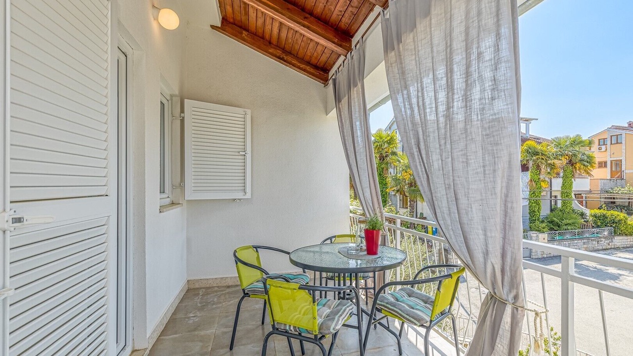 Photo of Outdoor in Spadici