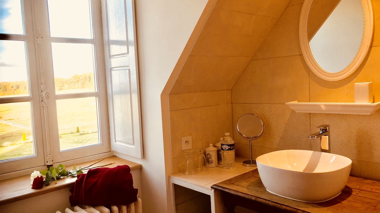 Photo of Bathroom in Berneuil-en-Bray