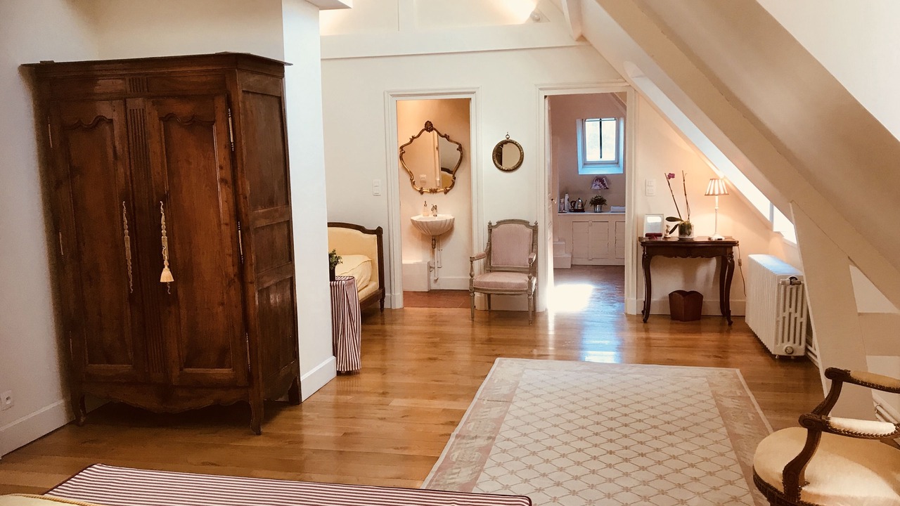 Photo of Bedroom in Berneuil-en-Bray