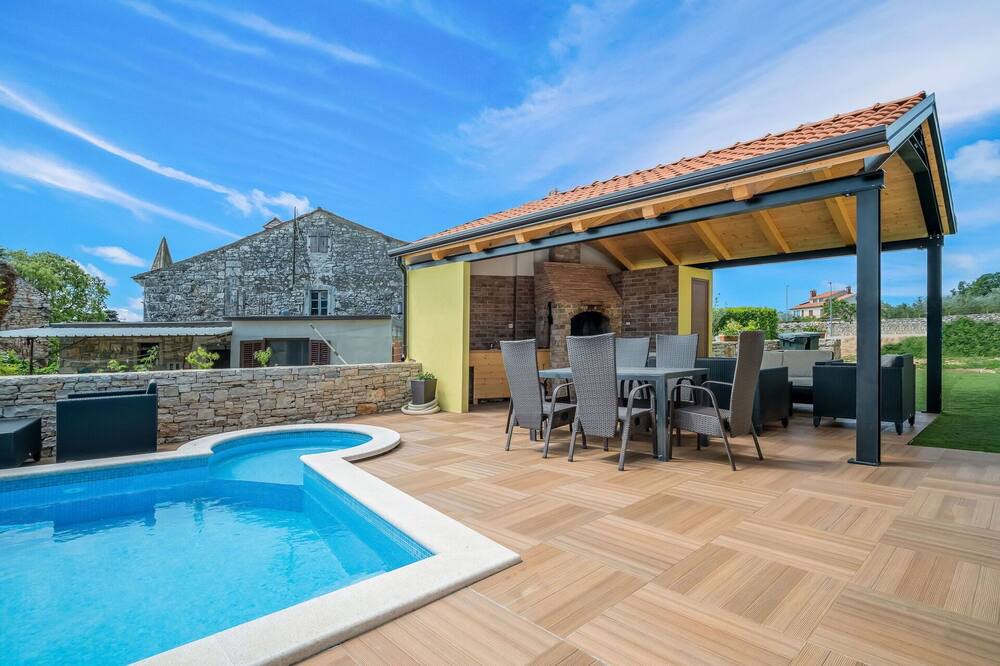 Photo of Outdoor in Frata