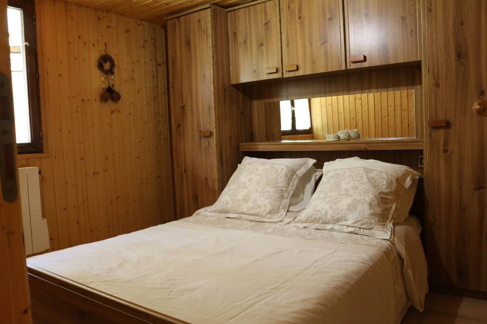 Photo of Bedroom in Viuz-en-Sallaz