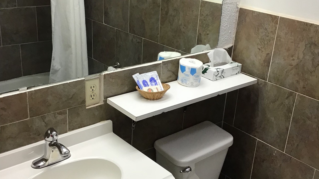 Photo of Bathroom in Alva