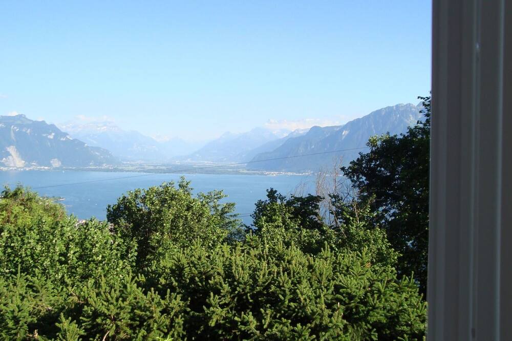 Photo of Outdoor in Chardonne