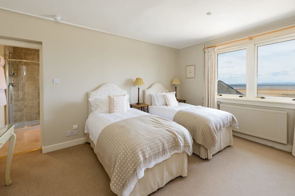 Photo of Others in Aberlady