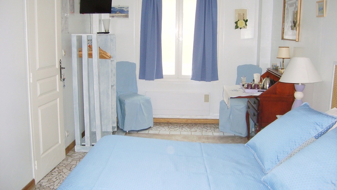 Photo of Bedroom in Saint-Pierre-de-Boeuf