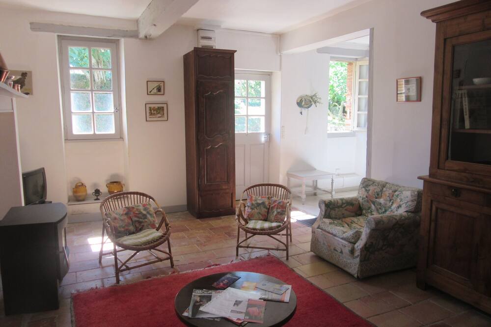 Photo of Livingroom in Lavaur