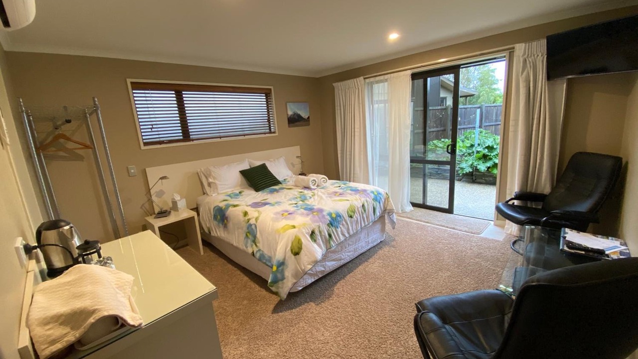 Photo of Others in Omarama