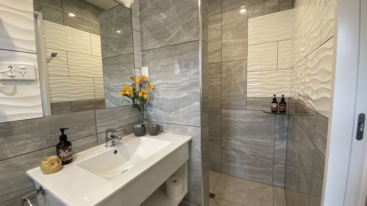 Photo of Bathroom in Omarama