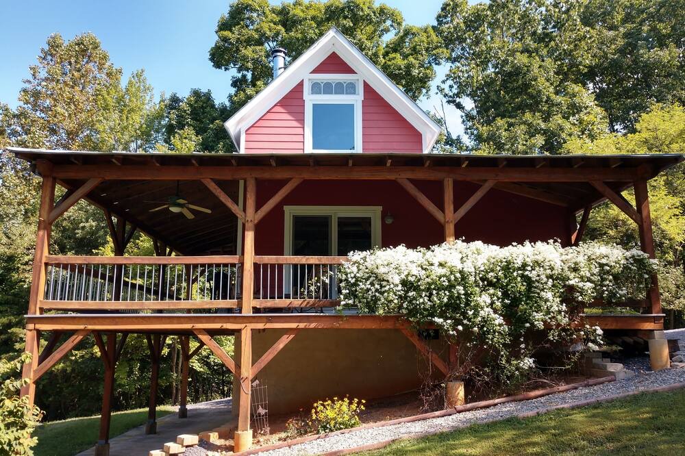 Photo of Outdoor in Rockbridge Baths
