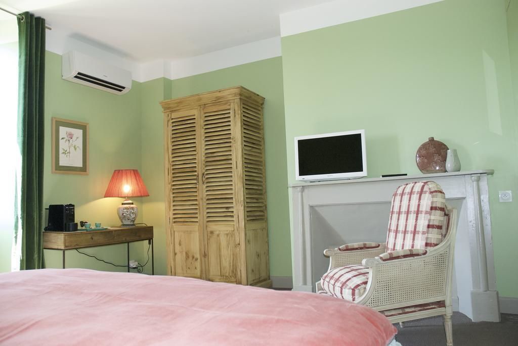 Photo of Bedroom in Maumusson-Laguian