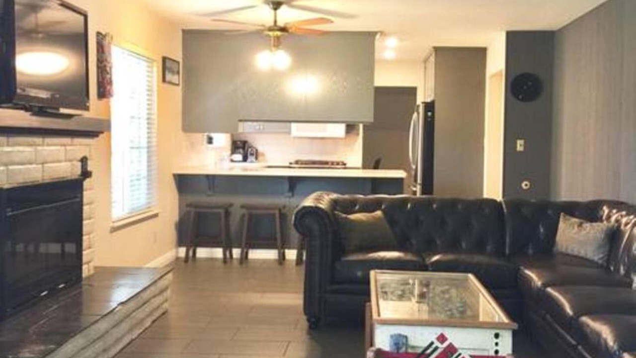 Photo of Livingroom in Sacramento