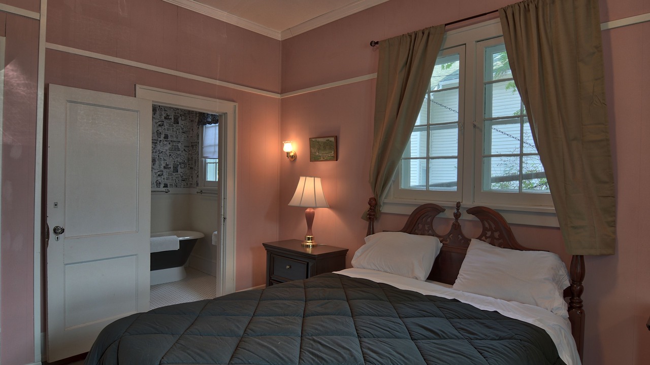 Photo of Bedroom in Charlevoix