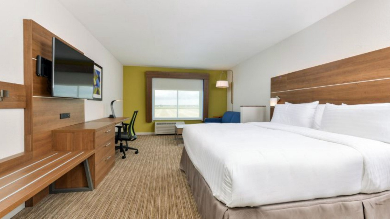 Photo of Bedroom in Alliance