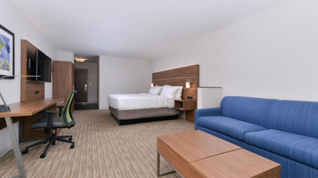 Photo of Bedroom in Alliance