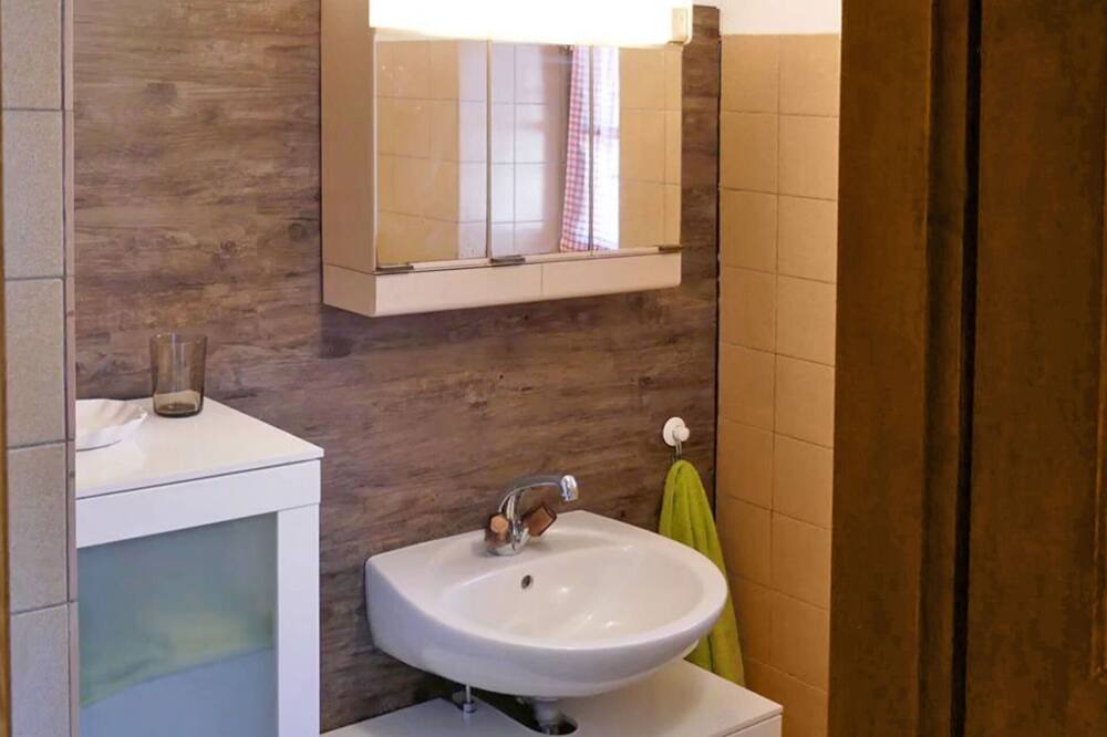 Photo of Bathroom in Semione