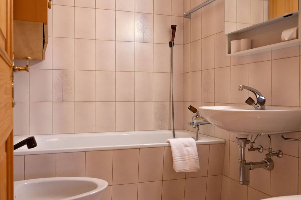 Photo of Bathroom in Celerina-Schlarigna