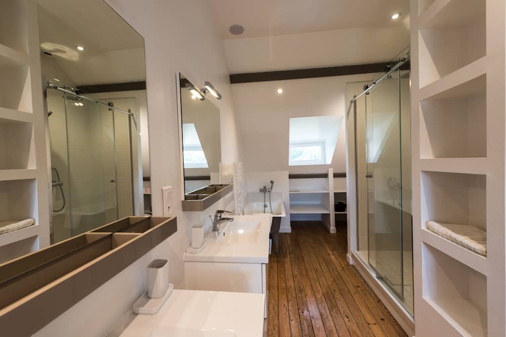 Photo of Others in Campbon