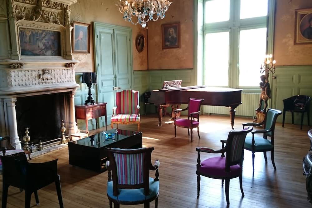Photo of Livingroom in Campbon