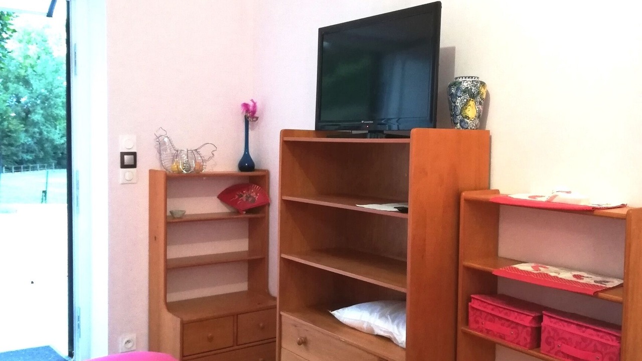 Photo of Others in Naves