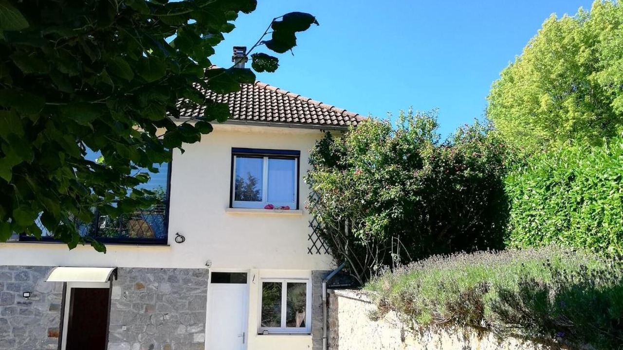 Photo of Outdoor in Naves